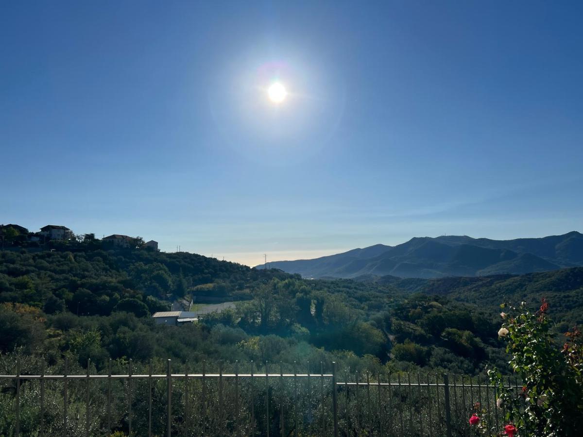 Agriturismo Le Merline Arnasco ภายนอก รูปภาพ
